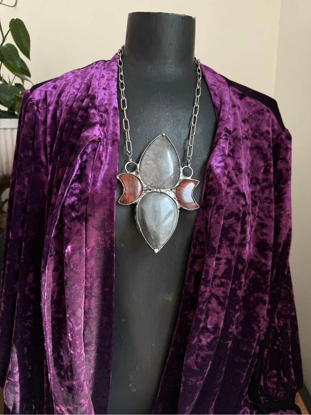 Statement obsidian red Jasper crystal Pendant Necklace chunky jewelry gothic